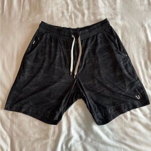 Vuori Ponto Performance Shorts - 7.5”